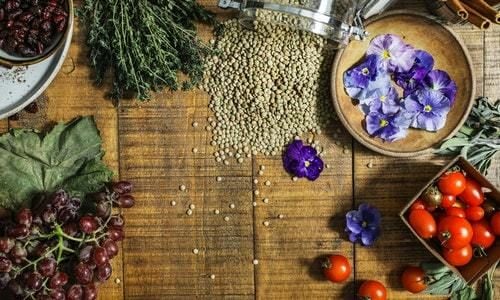 Acne, Hormones and how your diet can help